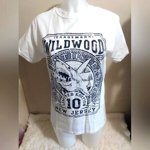 Nwot Gildan mens size small wildwood beach graphic tee